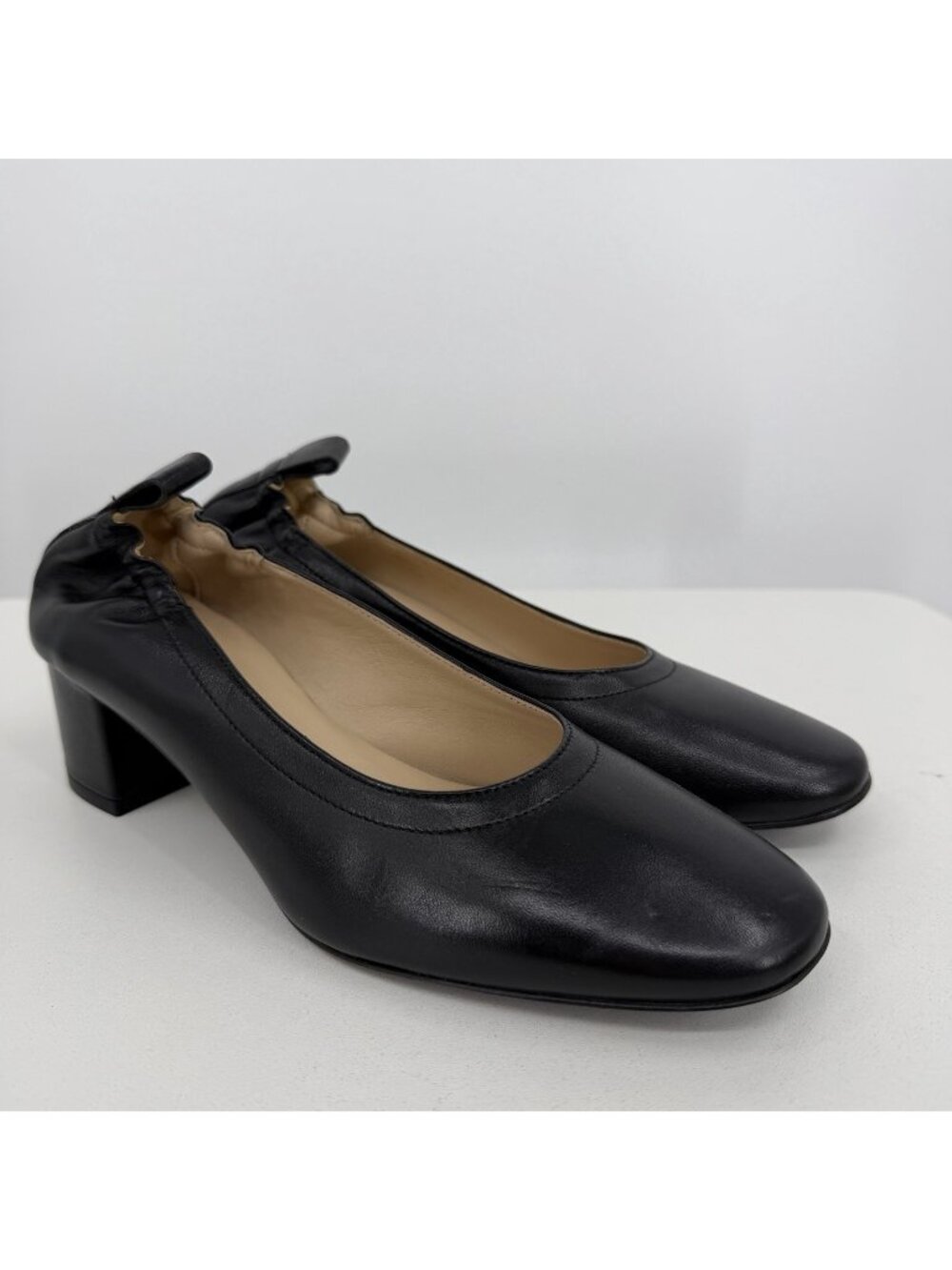 Everlane Italian Leather Day Heel size 7 Women's Black Elastic Back Comfort